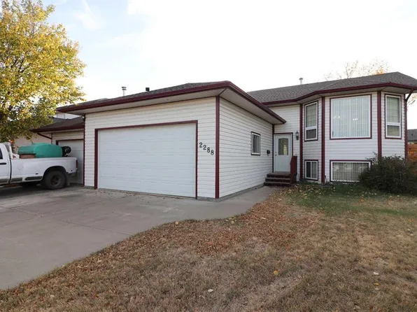 2288 W 7th Ave NE, Medicine Hat, AB T1C 1K5