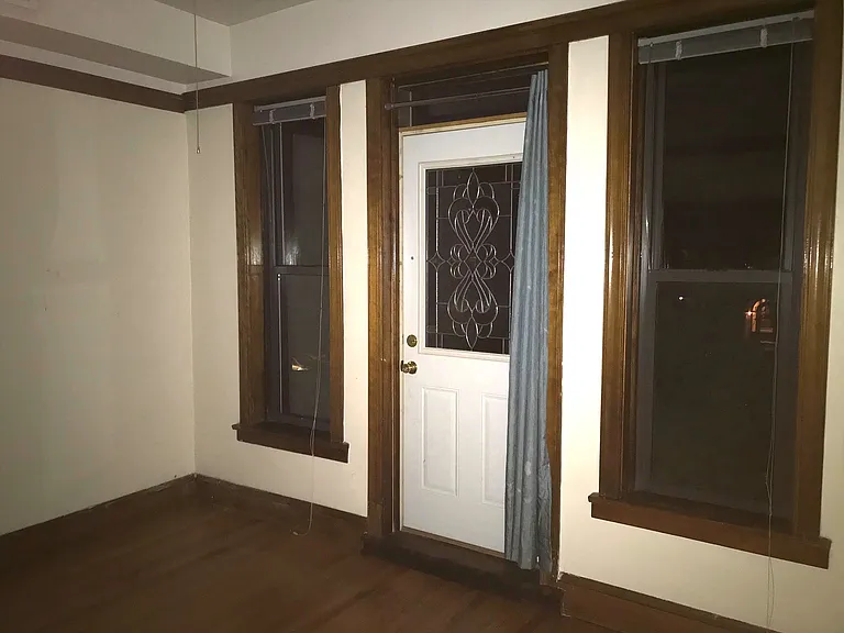4837 N Kenmore Ave — Photo 9