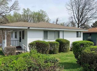 1010 Irvine Ave, Florence, AL 35630