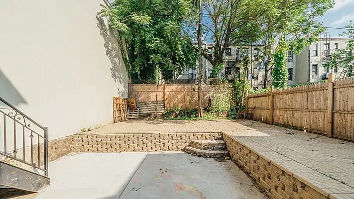 1st image of 212 Starr St #1E
