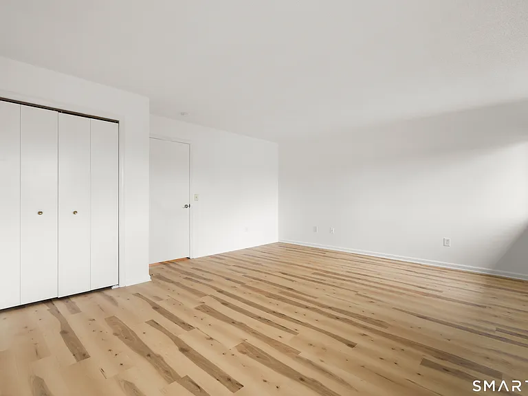 27 Crows Nest Ln #17G — Photo 11