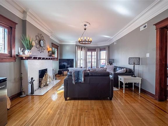 4th image of 2161 N Meridian St APT 1