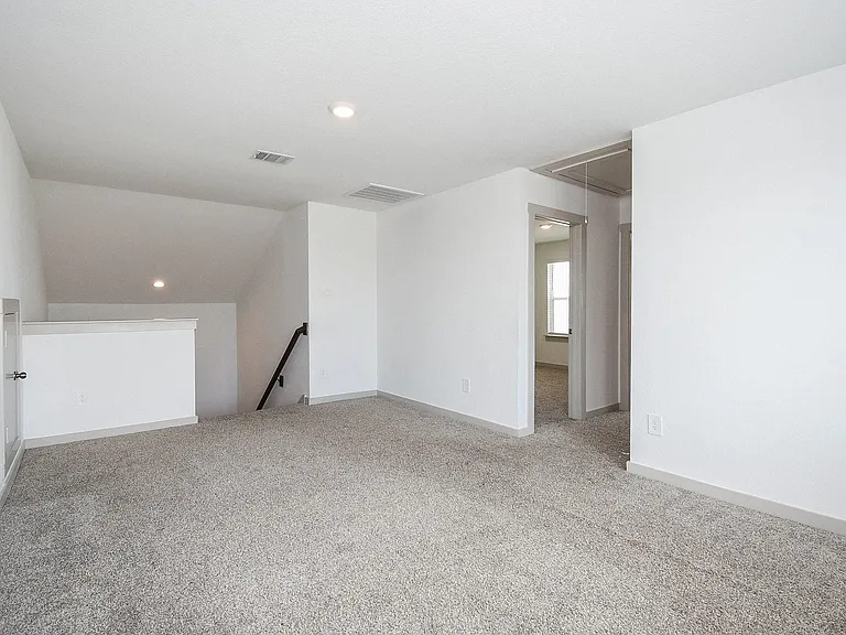 8030 Milam Ln — Photo 14
