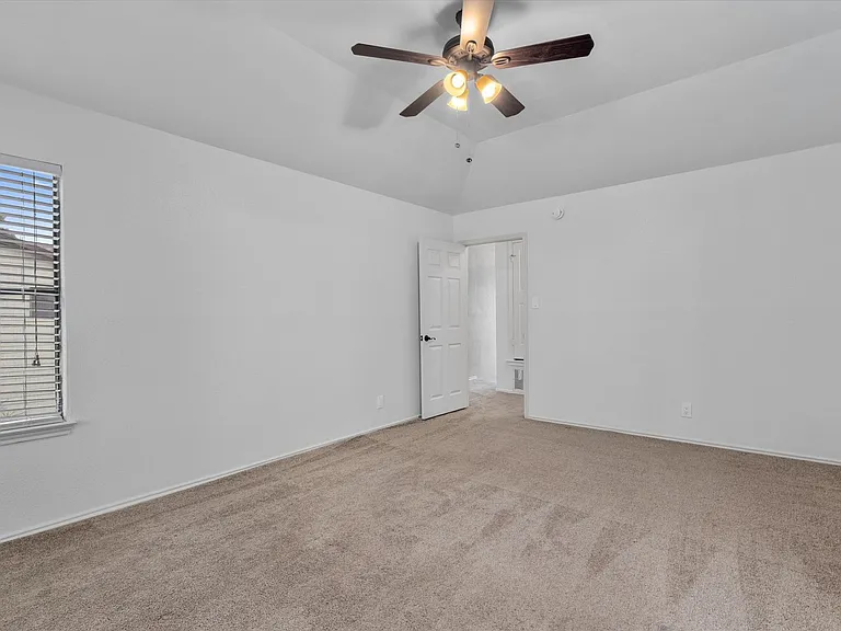 409 Cedar Mound Pass — Photo 18