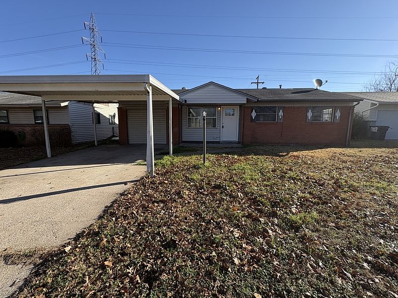 1st image of 221 S 200th East Ave