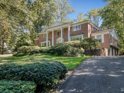 35 Farview Rd, Tenafly, NJ, 07670