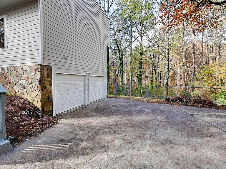 168 Lake Forest Dr — Photo 27