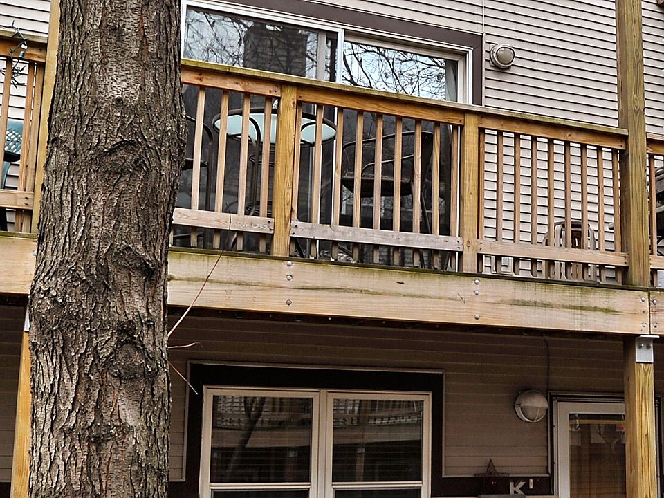 1st image of 1540 N Greenview Ave #K