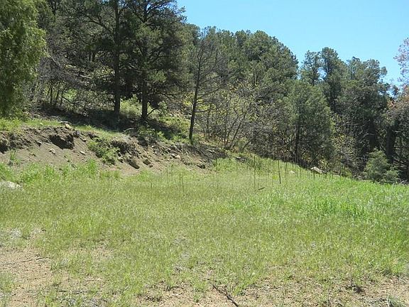 3rd image of 756 Wiest Hill Trl