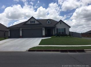 4218 S 185th Ave E, Tulsa, OK 74134