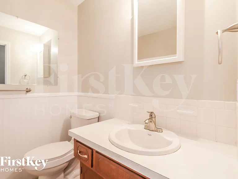 9805 N Cove View Ct — Photo 16