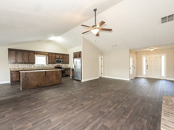 4th image of 1779 Miller Springs Dr