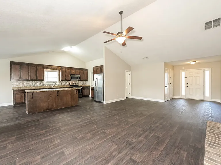 1779 Miller Springs Dr — Photo 4