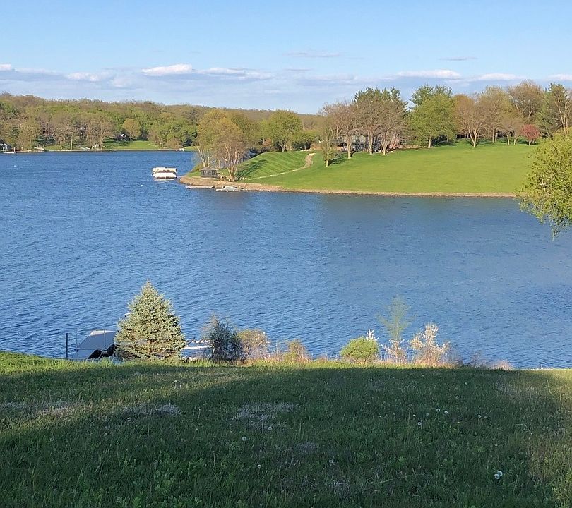 1st image of 5-215 Heathcliff Dr