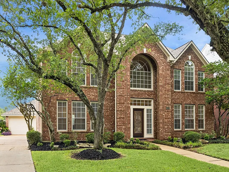16715 Colony Terrace Dr — Photo 3