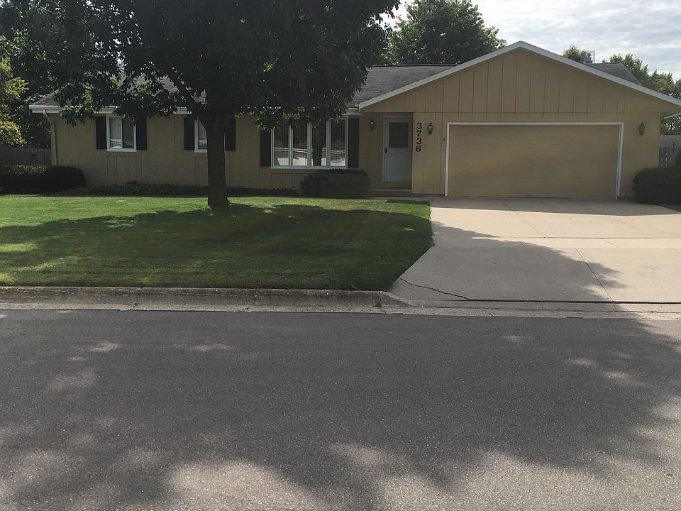 1st image of 3736 Bryn Mawr Dr