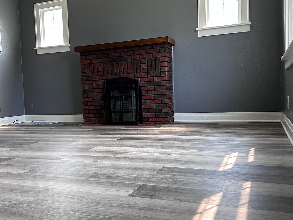 1st image of 231 13th St #1