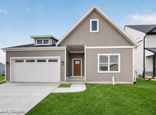 1275 Eisenhower Blvd, North Liberty, IA 52317
