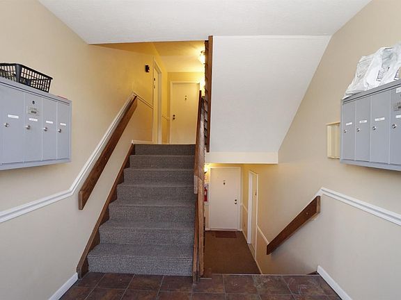 3rd image of 5053 Tri County View Dr #5053