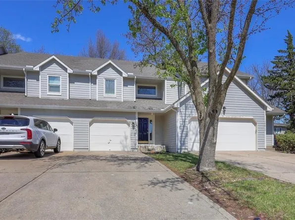 10812 W 116th St, Overland Park, KS 66210