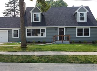 534 Lill St, Barrington, IL