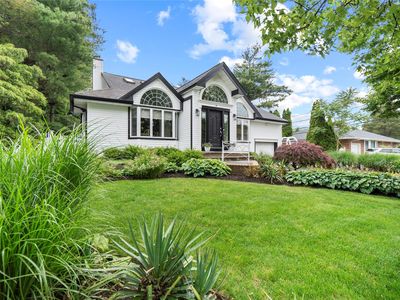8 Ellis Drive, Syosset, NY, 11791