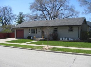 714 Westowne Ave, Waukesha, WI