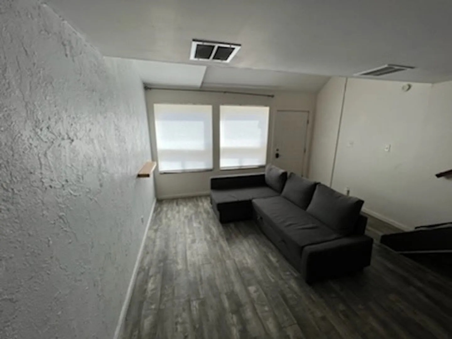 1BD 1BTH Townhouse near Belmar — Photo 4