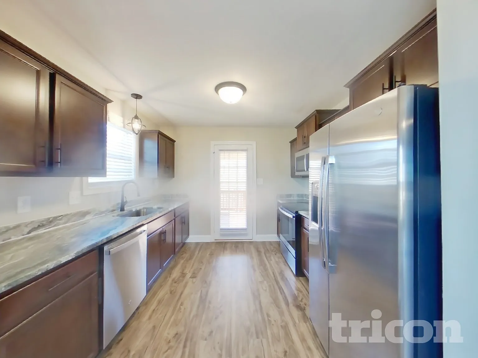 2945 Lancelot Lane Clarksville TN — Photo 4