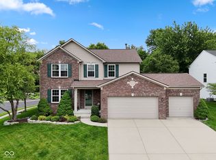 11809 Holbrook Close, Fishers, IN 46037