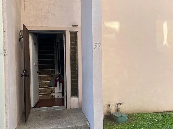 918 Acosta Plz Unit 57, Salinas, CA 93905