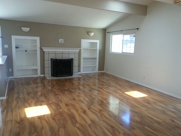 2nd image of 1301 Minden Dr