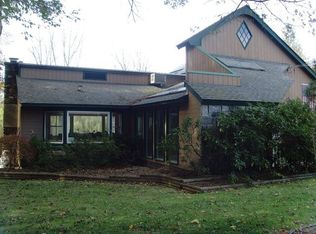 11 Teakettle Spout Rd, Mahopac, NY 10541