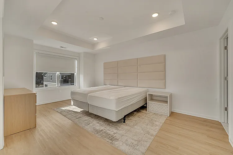 3 bed, 1768 sqft, $4,900 — Photo 3