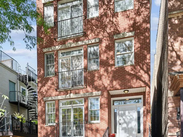 1752 W Superior St #1, Chicago, IL 60622