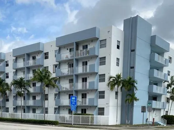 2575 SW 27th Ave APT 214, Miami, FL 33133