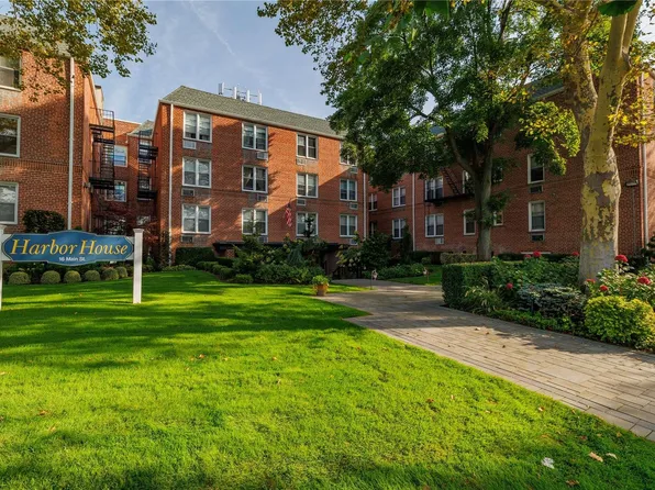 16 Main Street #2P, East Rockaway, NY 11518