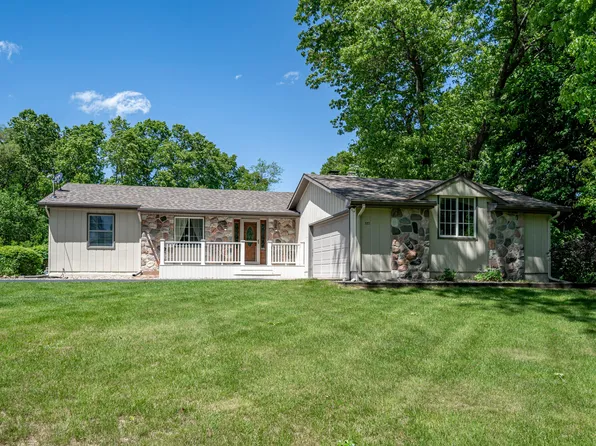 327 Sawyer Ave, Battle Creek, MI 49014