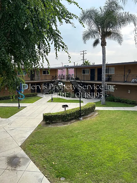 1 bed, $1,800 — Photo 2