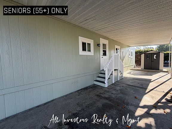 4th image of 141 Douglas Dr #16