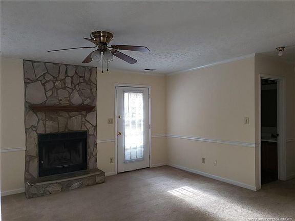 3rd image of 6733 Pin Oak Ln