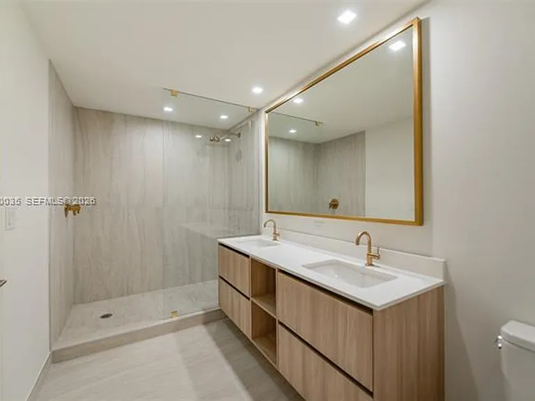 77 SE 5th St #2603 — Photo 21