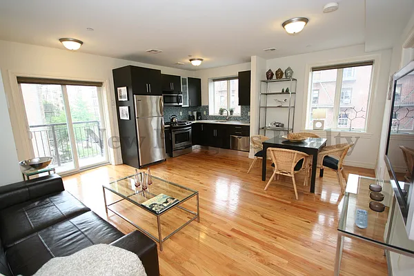 Rented by New Heights Realty | media 11