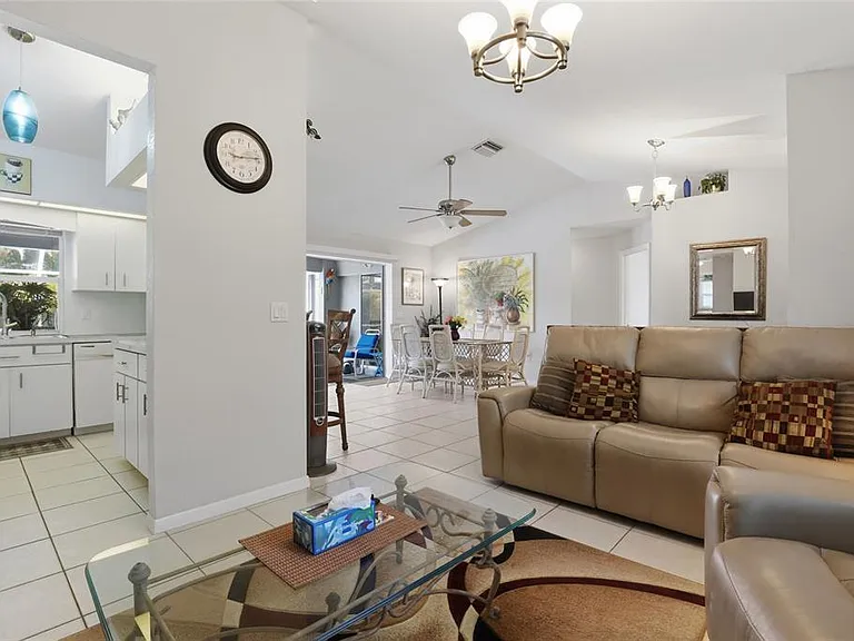 3401 Moravia Ave — Photo 7