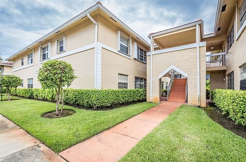 1st image of 10048 Twin Lakes Dr #37-C