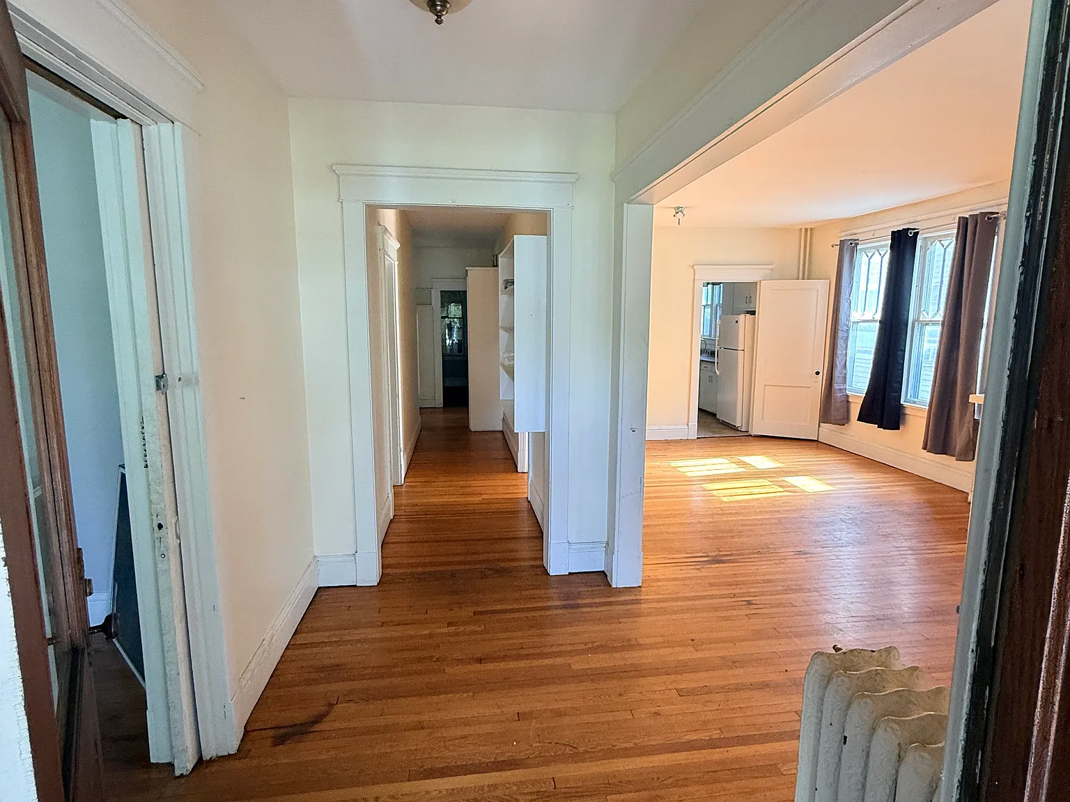 4 bed, 12000 sqft, $2,500 — Photo 2