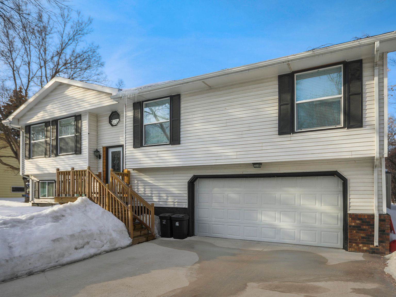 509 22nd Ave NE, Aberdeen, SD 57401 Zillow