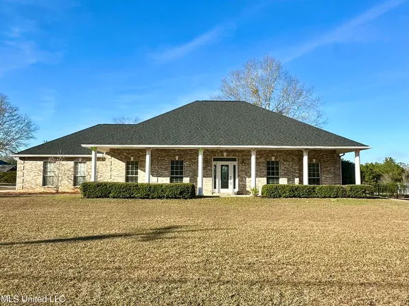 6909 Tanner Williams Rd, Lucedale, MS 39452