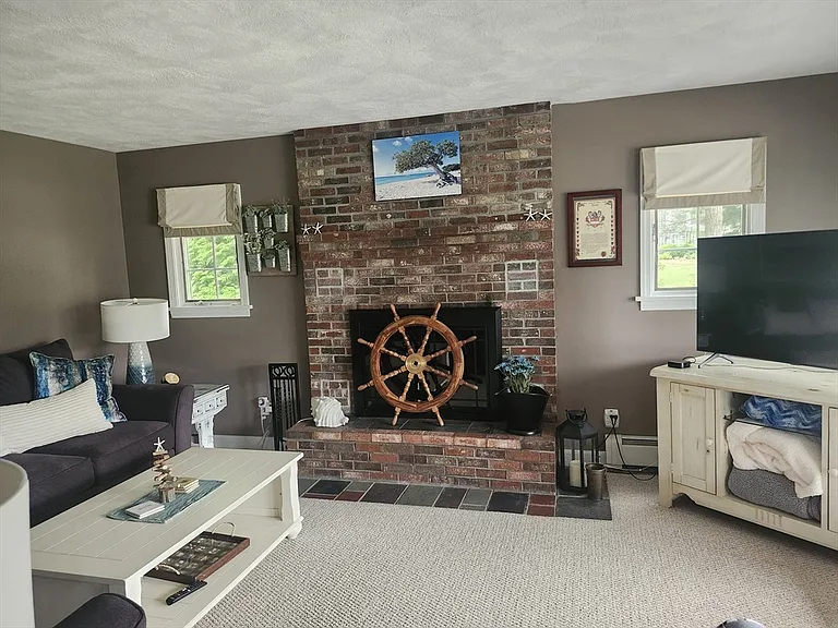 15 Cleveland Ave — Photo 12
