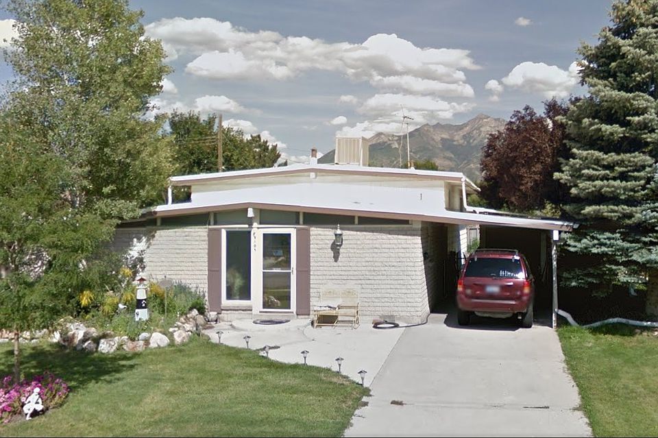1st image of 9105 Greenwood Dr